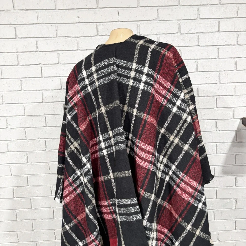 Womens Red Black Plaid Open Front Poncho‎ Wrap Eyelash Fringe Oversized Shawl